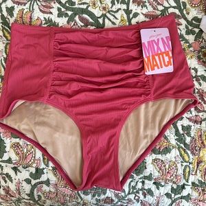 NWT Kourtni Jeane swim bottom